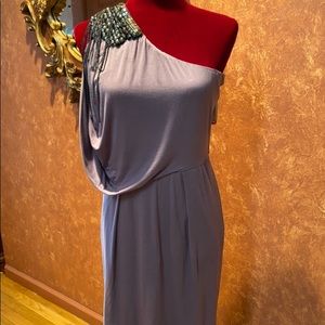 Purple One shoulder dress size medium. Stretch fab